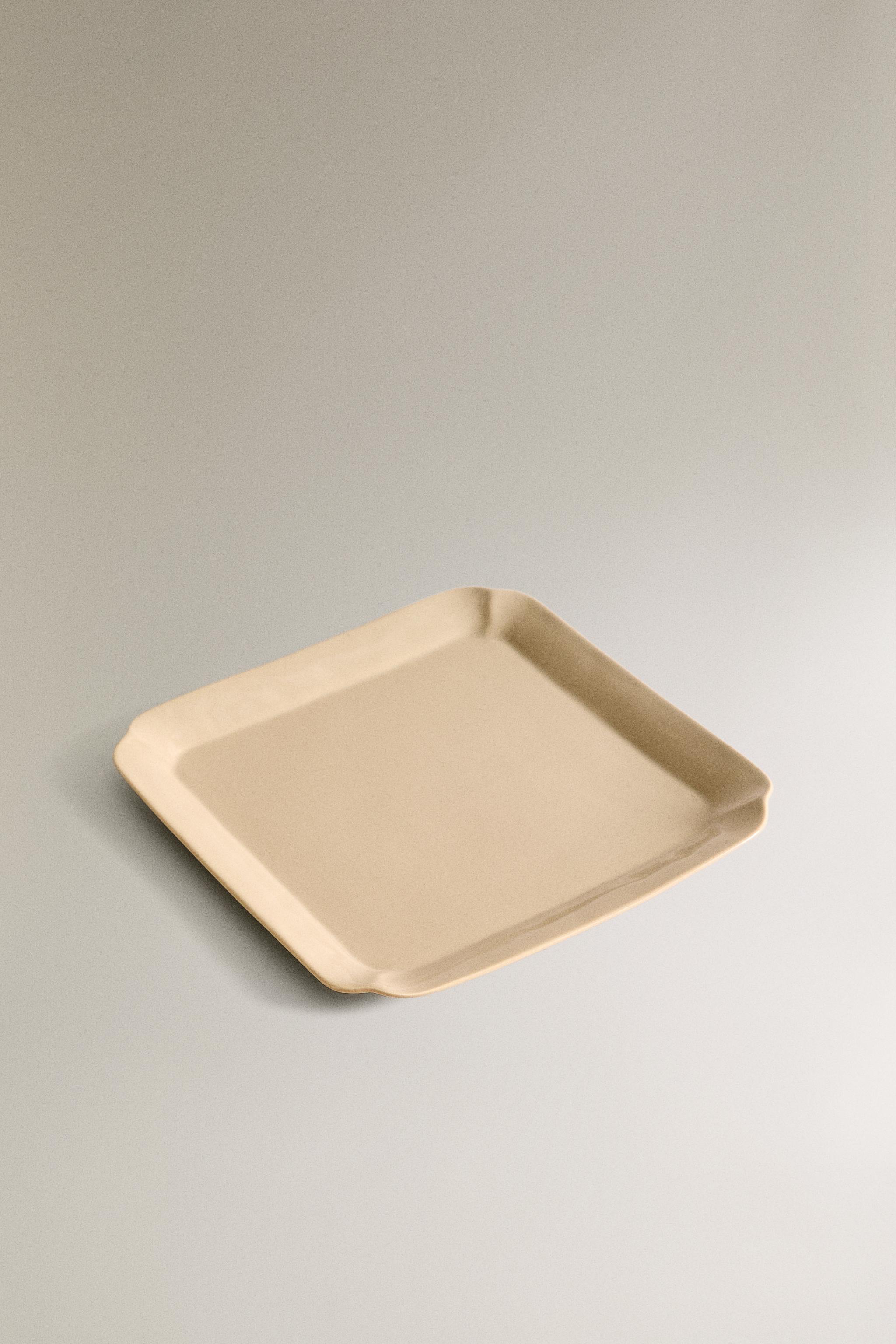 SQUARE STONEWARE TRAY